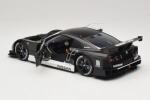Nissan GT-R R35 Stealth Model Gran Turismo 5 AUTOart 1:18 81041 Métal Moulé — image 5 sur 9