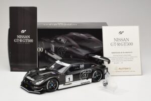 Nissan GT-R R35 Stealth Model Gran Turismo 5 AUTOart 1:18 81041 Métal Moulé — image 8 sur 9
