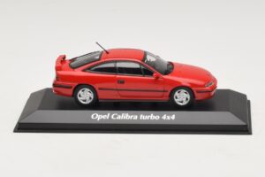 Opel Calibra Turbo 4x4 Rouge Maxichamps 1:43 940045721 Métal Moulé