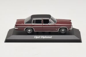 Opel Diplomat B Rouge Foncé Maxichamps 1:43 940046071 Métal Moulé