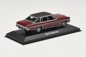 Opel Diplomat B Rouge Foncé Maxichamps 1:43 940046071 Métal Moulé — image 2 sur 4