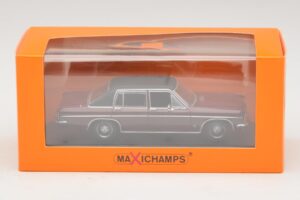 Opel Diplomat B Rouge Foncé Maxichamps 1:43 940046071 Métal Moulé — image 4 sur 4