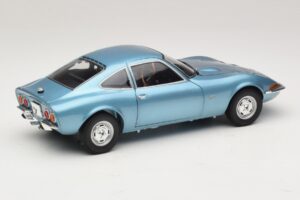 Opel GT Blue Metallic Minichamps 1:18 180049030 Métal Moulé — image 3 sur 8