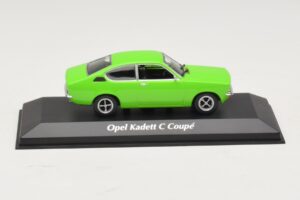 Opel Kadett C Coupe Vert Maxichamps 1:43 940045621 Métal Moulé