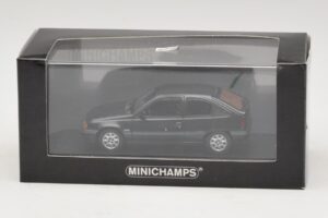 Opel Kadett E Black Metallic Minichamps 1:43 400045901 Métal Moulé — image 4 sur 4