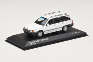Opel Kadett E Caravan Blanc Minichamps 1:43 400045911 Métal Moulé — image 2 sur 4