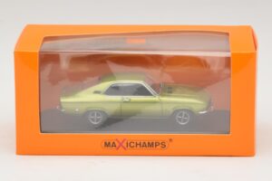 Opel Manta A Vert Métallisé Maxichamps 1:43 940045501 Métal Moulé — image 4 sur 4