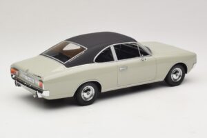 Opel Rekord C Coupé Gris Minichamps 1:18 107047022 Résine — image 2 sur 6