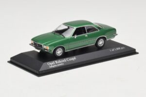 Opel Rekord D Coupé Vert Métallisé Minichamps 1:43 400044022 Métal Moulé — image 2 sur 4