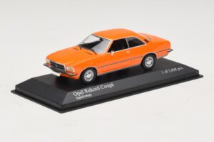 Opel Rekord D Coupé Orange Minichamps 1:43 400044024 Métal Moulé — image 2 sur 4