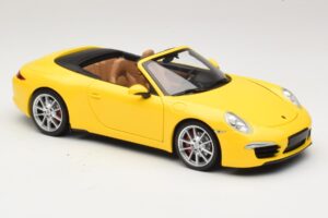 Porsche 911 991 Carrera S Cabriolet Jaune Minichamps 1:18 100061031 Métal Moulé — image 6 sur 8