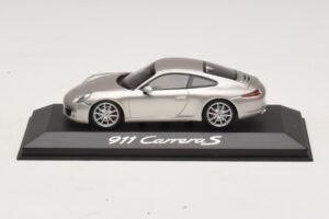 Porsche 911 991 Carrera S Argent Métallisé Minichamps 1:43 WAP0200130C Métal Moulé