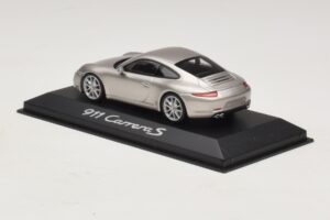 Porsche 911 991 Carrera S Argent Métallisé Minichamps 1:43 WAP0200130C Métal Moulé — image 3 sur 4