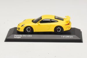Porsche 911 991 GT3 Jaune Minichamps 1:43 410062021 Métal Moulé