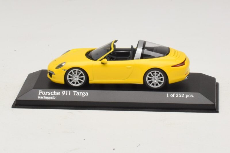 Porsche 911 991 Targa Jaune Minichamps 1:43 Porsche 911 991 Targa Jaune Minichamps 1:43 410062441 Métal Moulé