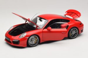 Porsche 911 991 Turbo S Rouge Minichamps 1:18 110062320 Métal Moulé — image 3 sur 8