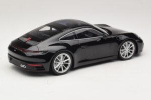 Porsche 911 992 Carrera 4S Noir Minichamps 1:18 WAP0211120R992 Métal Moulé — image 2 sur 6