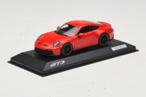 Porsche 911 992 GT3 Touring Rouge Minichamps 1:43 WAP02012617-R1 Métal Moulé — image 2 sur 4