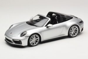 Porsche 911 992 Targa 4 GTS Argent Minichamps 1:18 WAP0211460RTRG Métal Moulé