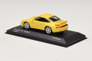 Porsche 911 993 Turbo S Jaune Minichamps 1:43 430069270 Métal Moulé — image 3 sur 4
