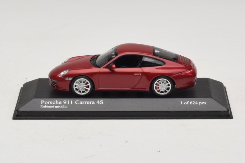 Porsche 911 997 Carrera 4S Red Metallic Minichamps 1:43 Porsche 911 997 Carrera 4S Red Metallic Minichamps 1:43 400066422 Métal Moulé