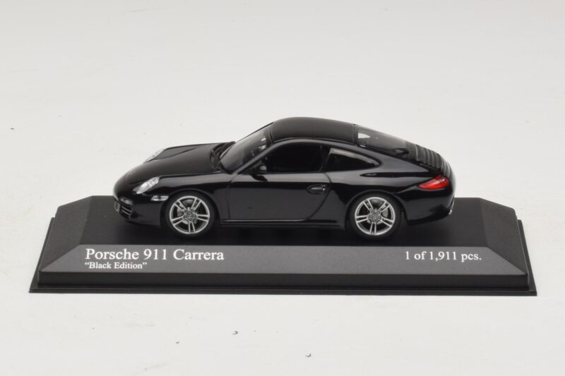 Porsche 911 997 Carrera Black Edition Minichamps 1:43 Porsche 911 997 Carrera Black Edition Minichamps 1:43 400066425 Métal Moulé