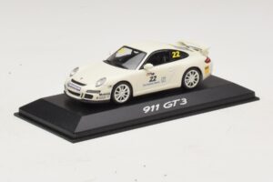 Porsche 911 997 GT3 #22 Blanc Minichamps 1:43 WAP020102016 Métal Moulé — image 2 sur 4