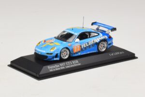 Porsche 911 997 GT3 RSR GT2 #77 M. Lieb / R. Lietz / W. Henzler 24 Hours of Le Mans 2010 Minichamps 1:43 410106977 Métal Moul — image 2 sur 4