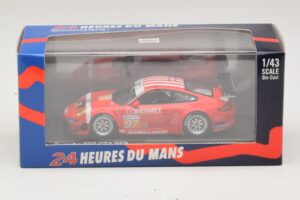 Porsche 911 997 GT3 RSR GT2 #97 M. Holzer / R. Westbrook 24 Hours of Le Mans 2010 Minichamps 1:43 410106997 Métal Moulé — image 4 sur 4