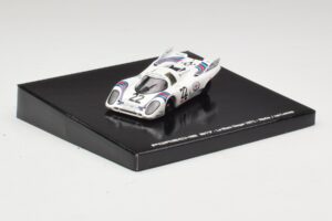 Porsche 917K #22 H. Marko / G. van Lennep Martini Racing 24 Hours of Le Mans Vainqueur 1971 Édition Cassette Minichamps 1:43  — image 2 sur 5