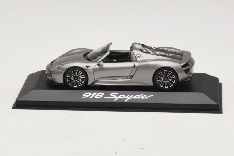 Porsche 918 Spyder Gris Métallisé Minichamps 1:43 Porsche 918 Spyder Gris Métallisé Minichamps 1:43 WAP0201000E Métal Moulé