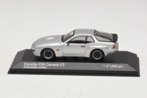 Porsche 924 Carrera GT Argent Minichamps 1:43 400066121 Métal Moulé