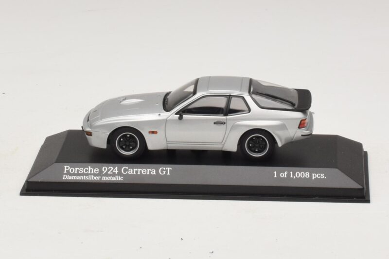 Porsche 924 Carrera GT Argent Minichamps 1:43 400066121 Métal Moulé