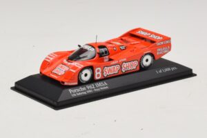Porsche 962 IMSA #8 A.J. Foyt / B. Wollek 12 Hours of Sebring 1985 Minichamps 1:43 400856508 Métal Moulé — image 2 sur 4