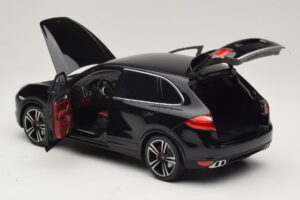 Porsche Cayenne Turbo S 92A Noir Métallisé Minichamps 1:18 110062100 Métal Moulé — image 5 sur 8