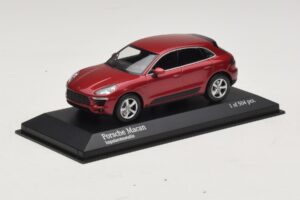 Porsche Macan 95B Rouge Métallisé Minichamps 1:43 410062600 Métal Moulé — image 2 sur 4