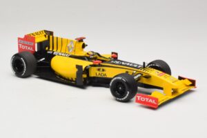 Renault R30 Showcar #11 R. Kubica F1 2010 Minichamps 1:18 150100081 Métal Moulé — image 4 sur 6