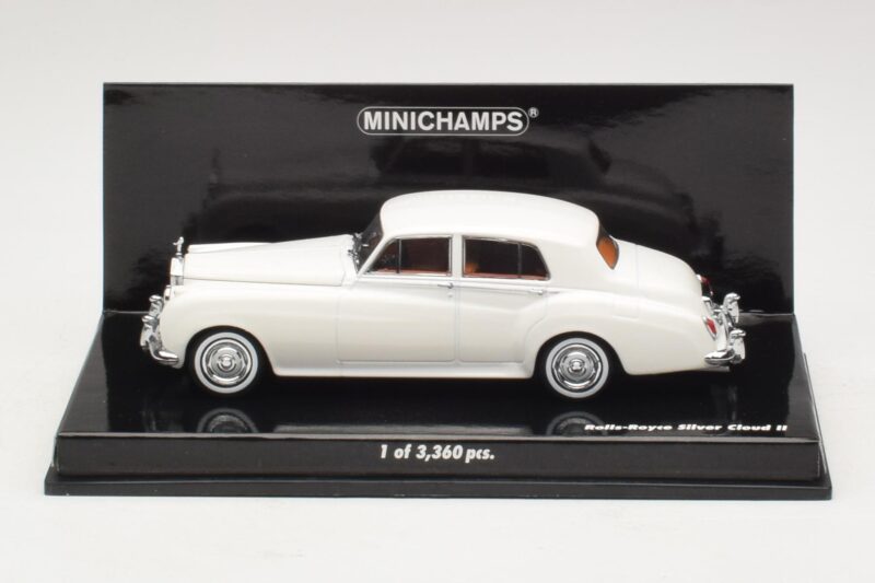 Rolls-Royce Silver Cloud II Blanc Minichamps 1:43 Rolls-Royce Silver Cloud II Blanc Minichamps 1:43 436134900 Métal Moulé
