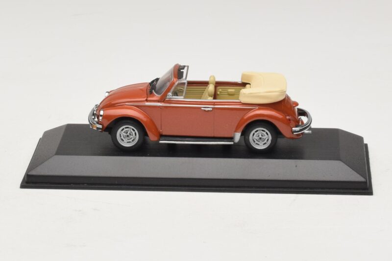 Volkswagen 1200 Cabriolet Hebmuller Rouge Minichamps 1:43 Volkswagen 1200 Cabriolet Hebmuller Rouge Minichamps 1:43 430052032 Métal Moulé