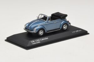 Volkswagen 1302 Cabriolet Bleu Métallisé Minichamps 1:43 430055042 Métal Moulé — image 2 sur 4