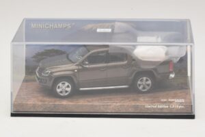Volkswagen Amarok Marron Métallisé Minichamps 1:43 436058361 Métal Moulé — image 4 sur 5