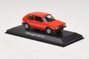 Volkswagen Golf GTI Mk1 Rouge Maxichamps 1:43 940055170 Métal Moulé — image 3 sur 4