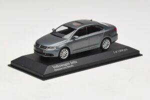 Volkswagen Jetta Mk6 Grey Metallic Minichamps 1:43 400059000 Métal Moulé — image 2 sur 4