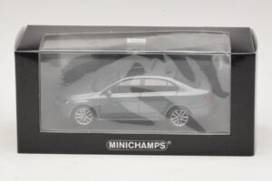 Volkswagen Jetta Mk6 Grey Metallic Minichamps 1:43 400059000 Métal Moulé — image 4 sur 4