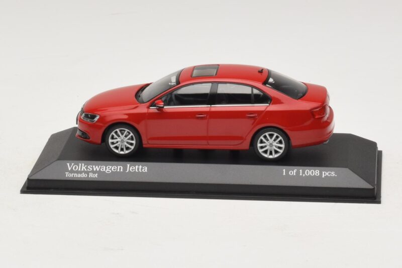 Volkswagen Jetta Mk6 Rouge Minichamps 1:43 Volkswagen Jetta Mk6 Rouge Minichamps 1:43 400059001 Métal Moulé