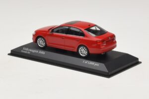Volkswagen Jetta Mk6 Rouge Minichamps 1:43 400059001 Métal Moulé — image 3 sur 4