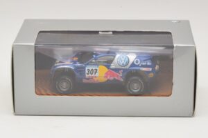 Volkswagen Race Touareg Red Bull #307 Édition Concessionnaire 2005 Minichamps 1:43 7LO099400PD307 Métal Moulé — image 5 sur 5