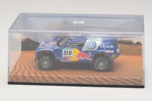 Volkswagen Race Touareg Red Bull #310 Édition Concessionnaire 2005 Minichamps 1:43 7LO099400PD310 Métal Moulé — image 4 sur 5