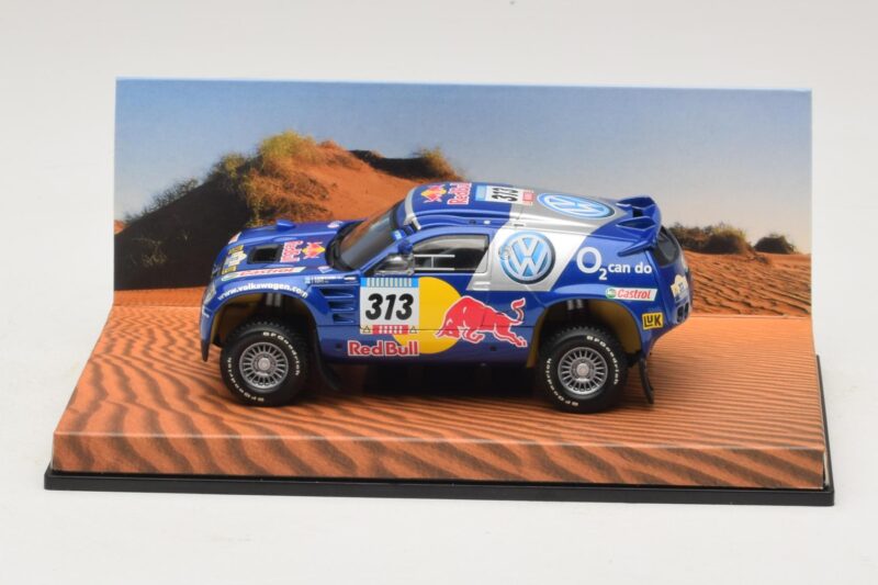 Volkswagen Race Touareg Red Bull #313 Édition Concessionnaire 2005 Minichamps 1:43 7LO099400PD313 Métal Moulé