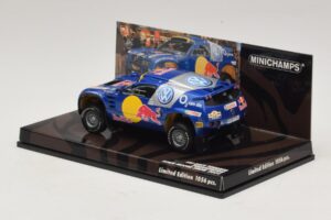 Volkswagen Race Touareg Red Bull Presentation Essen Motor Show 2004 Minichamps 1:43 436045300 Métal Moulé — image 3 sur 5